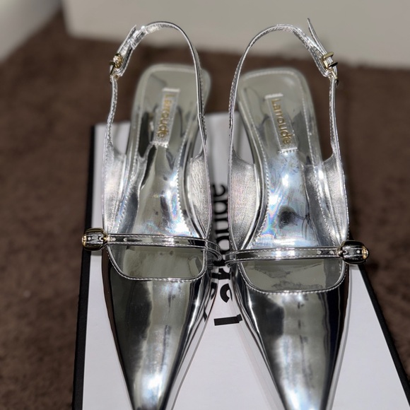 Larroude Ines Silver Women's Pumps size 6.5 - Picture 5 of 7